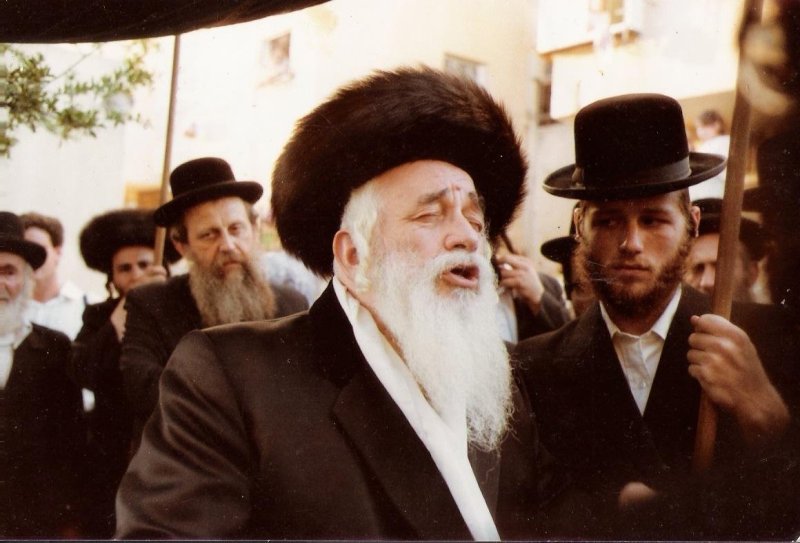 מהנעשה והנשמע ויז'ניץ