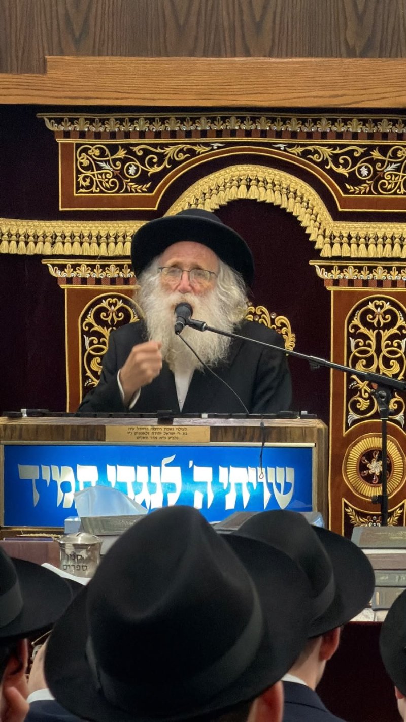 באדיבות המצלם