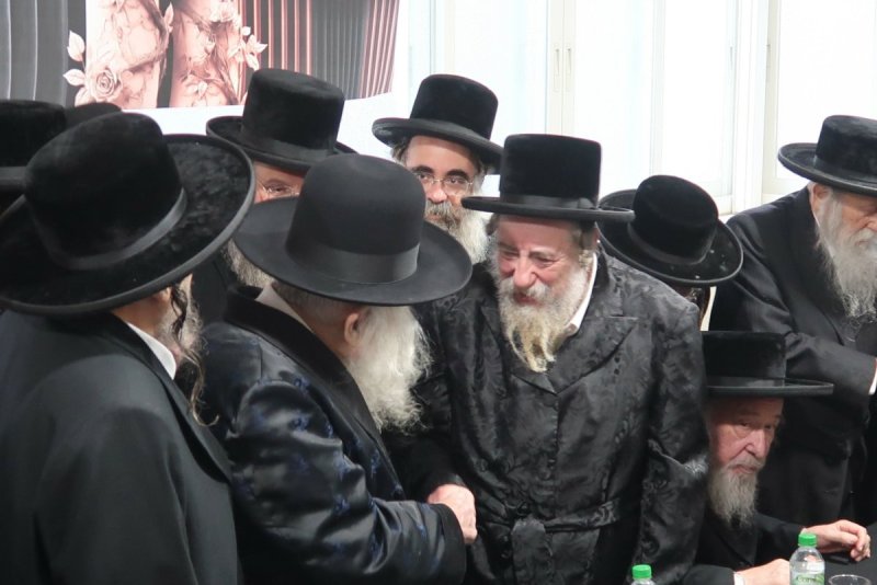 שמואל דריי ומ.א נוימן