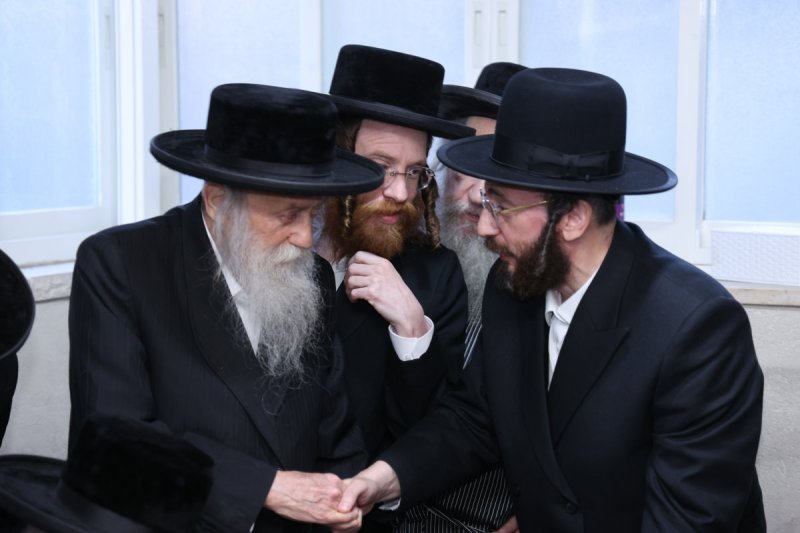 שמואל דריי ומ.א נוימן