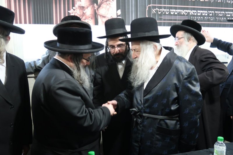 שמואל דריי ומ.א נוימן
