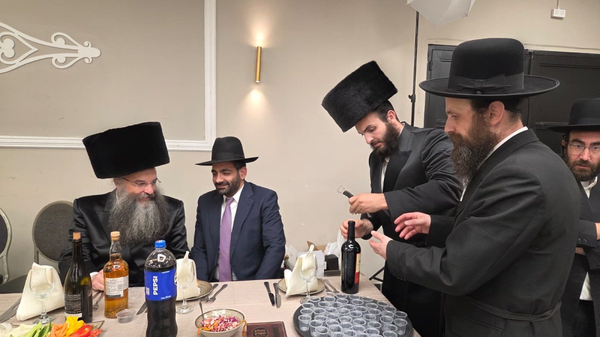 באדיבות המצלם
