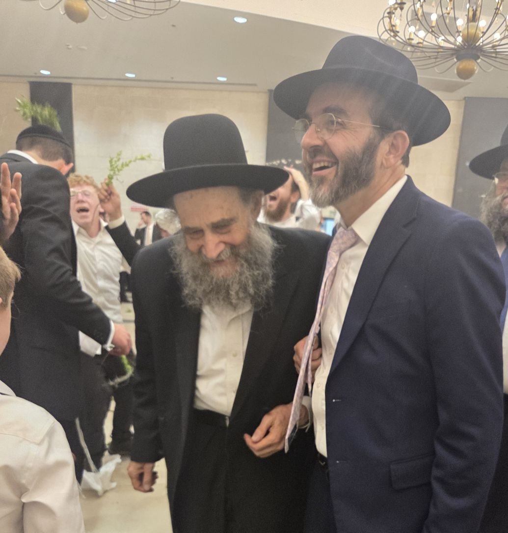 באדיבות המצלם