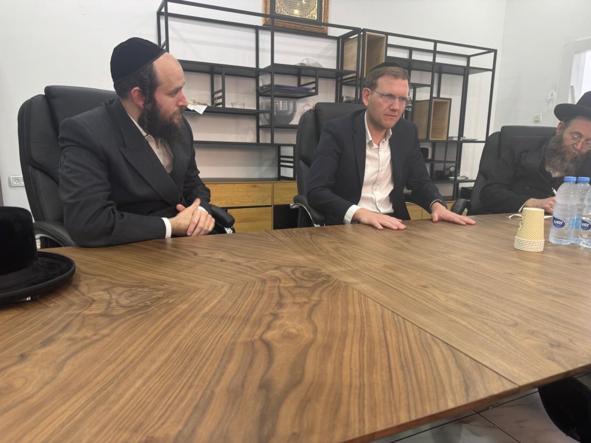 באדיבות המצלם