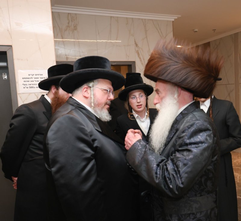 באדיבות המצלם