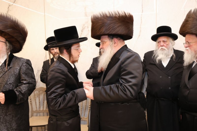באדיבות המצלם