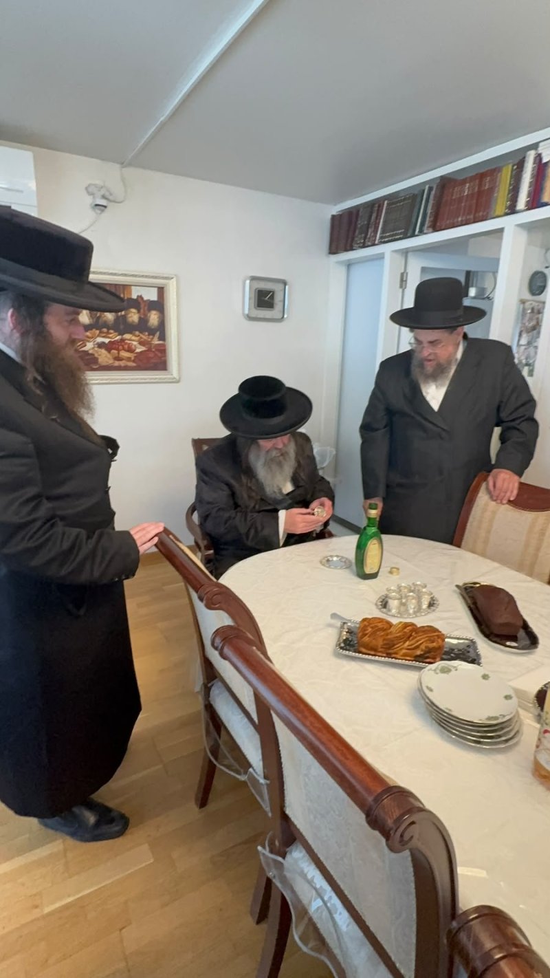 באדיבות המצלם