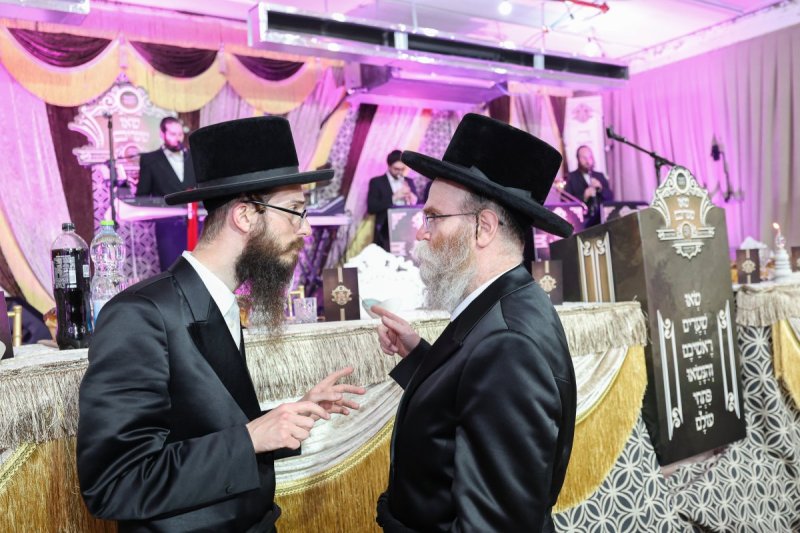 א. אייזנבאך וארי קופרשטוק