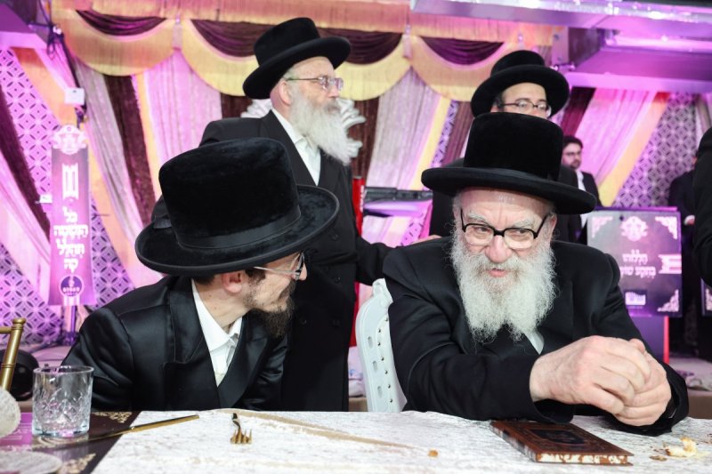 א. אייזנבאך וארי קופרשטוק