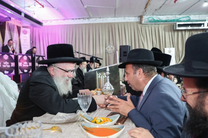 א. אייזנבאך וארי קופרשטוק