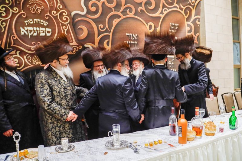 האחים לאנטשעווסקי