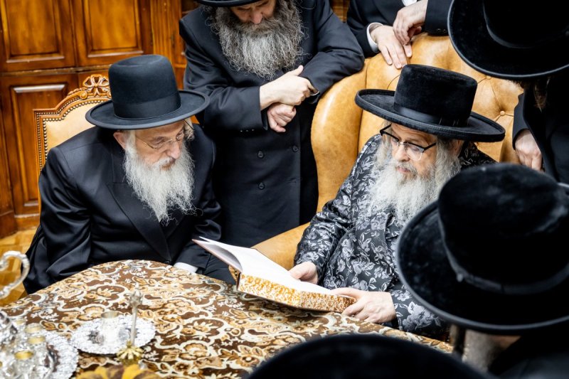 באדיבות המצלם