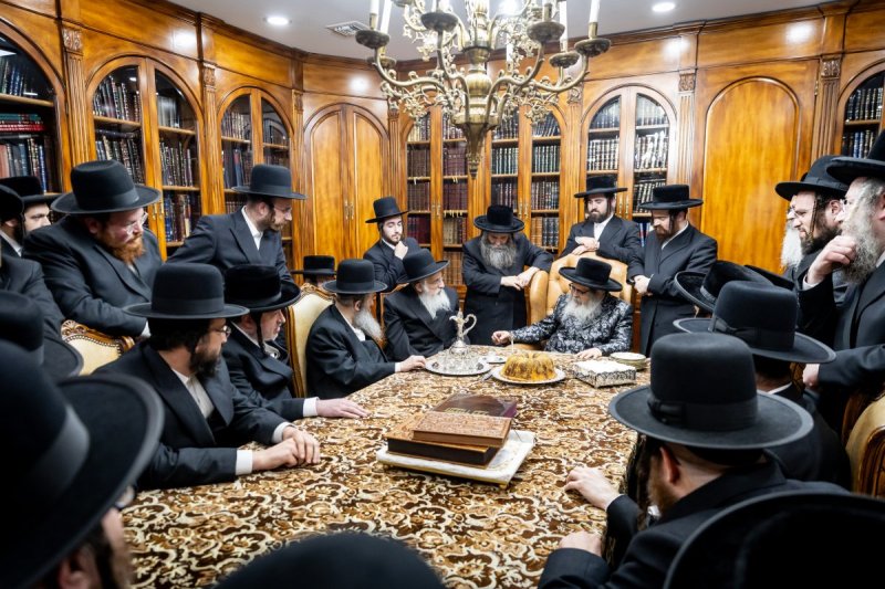 באדיבות המצלם