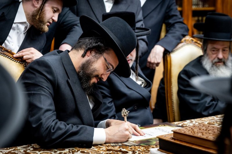 באדיבות המצלם