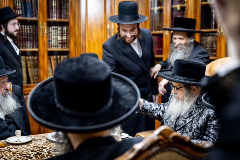באדיבות המצלם