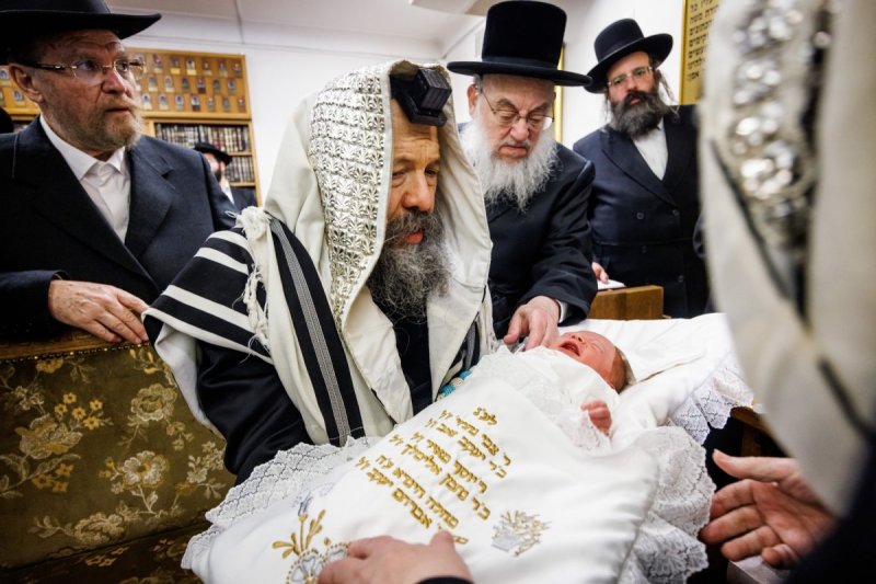 אברומי בלום