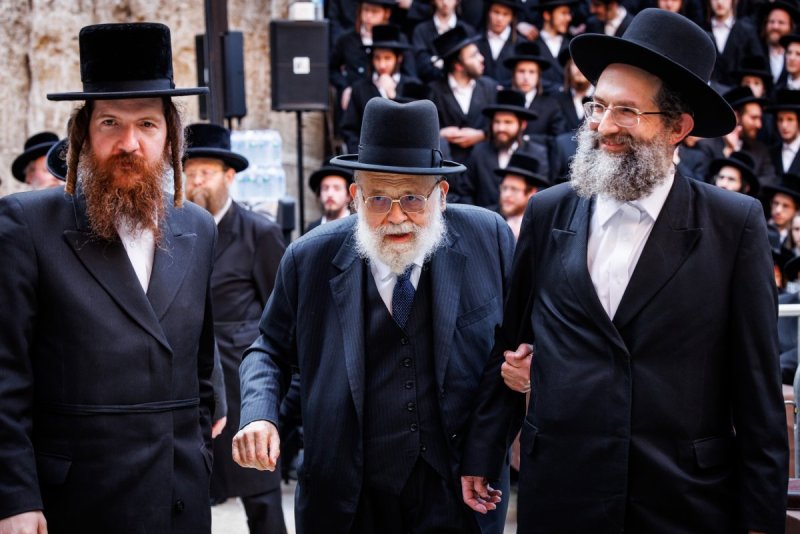 אברומי בלום