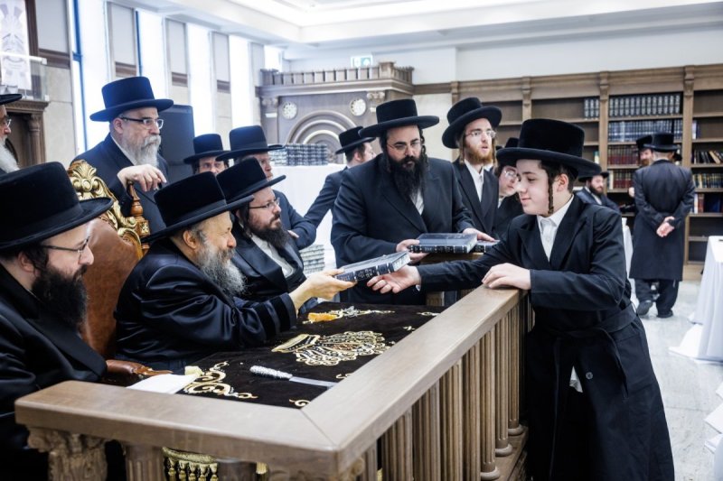 אברומי בלום