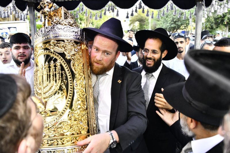 שוקי לרר