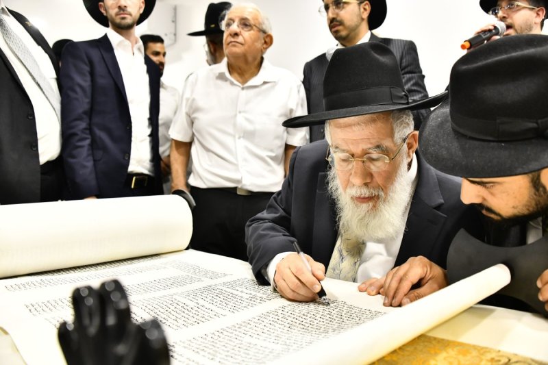 שוקי לרר