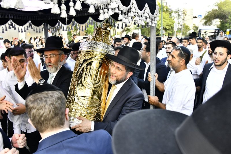שוקי לרר