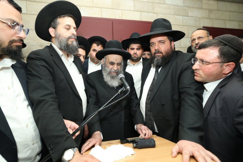 דוד ארזני