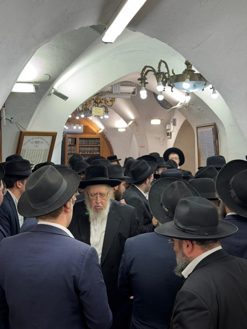 באדיבות המצלם