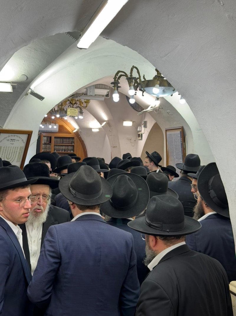באדיבות המצלם