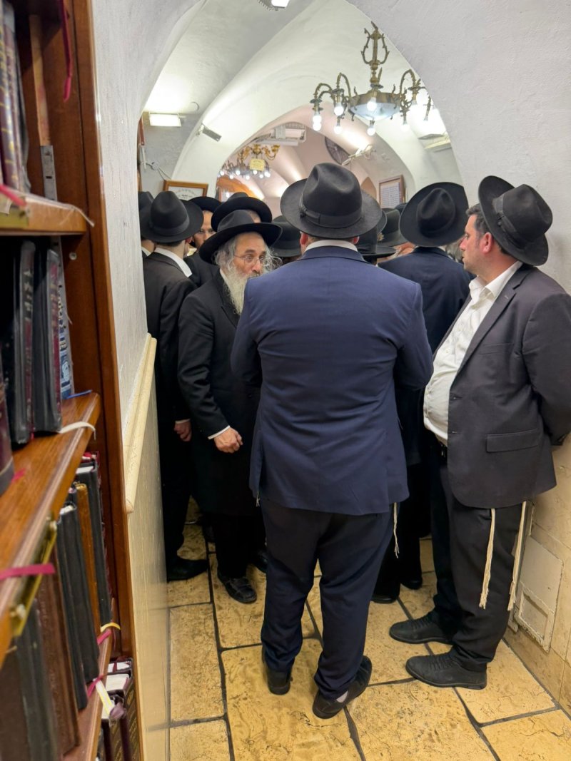 באדיבות המצלם