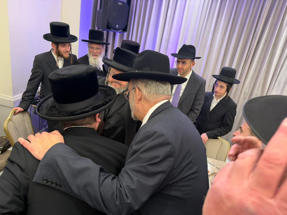 באדיבות המצלם