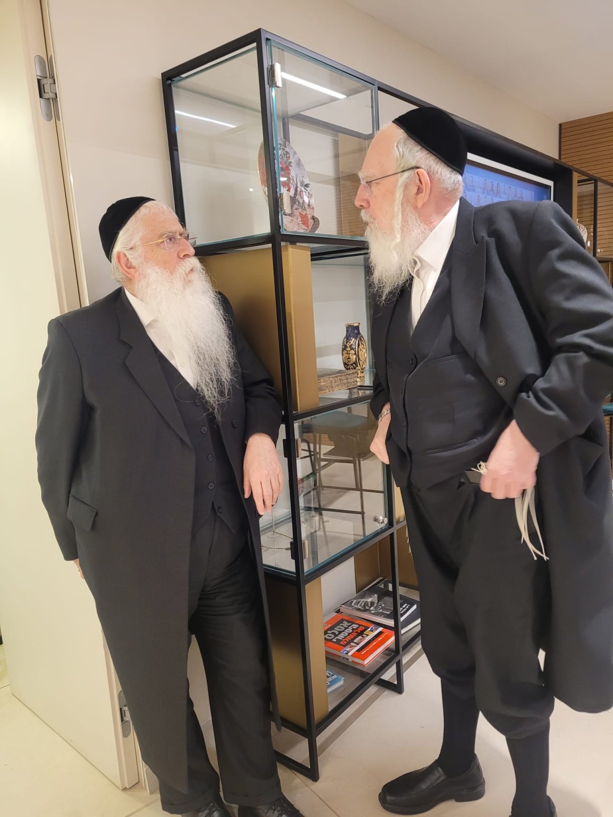 באדיבות המצלם
