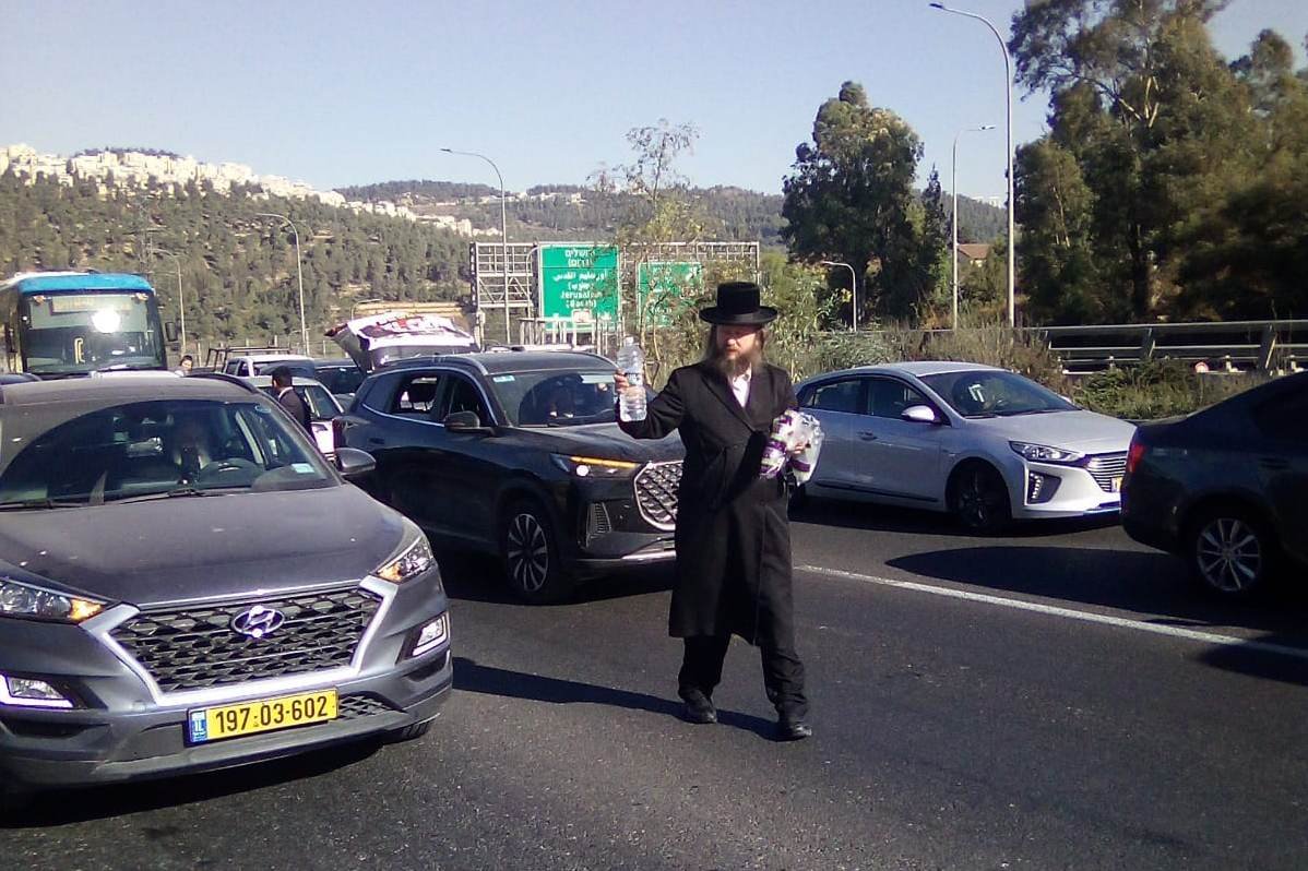 באדיבות המצלם