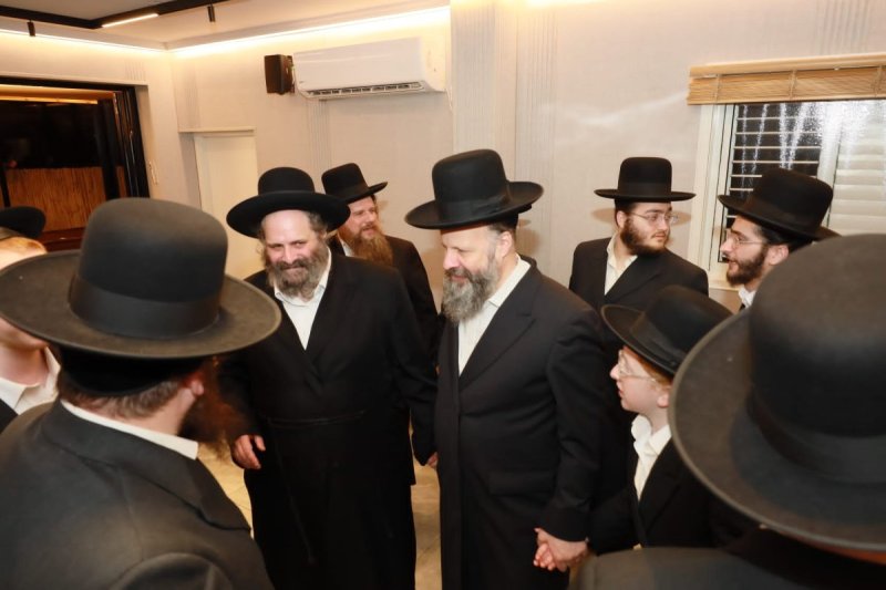 באדיבות המצלם