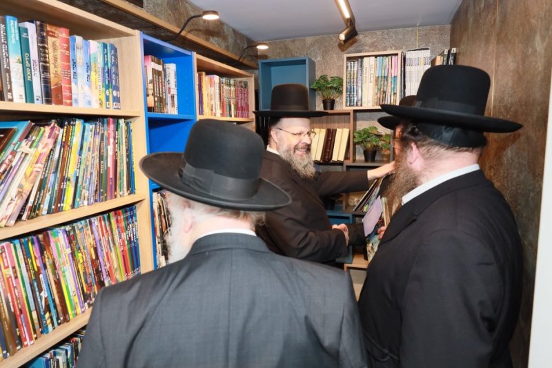 באדיבות המצלם
