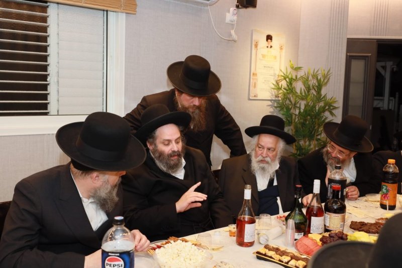 באדיבות המצלם