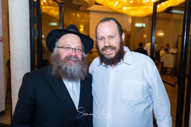 שמואל עמית