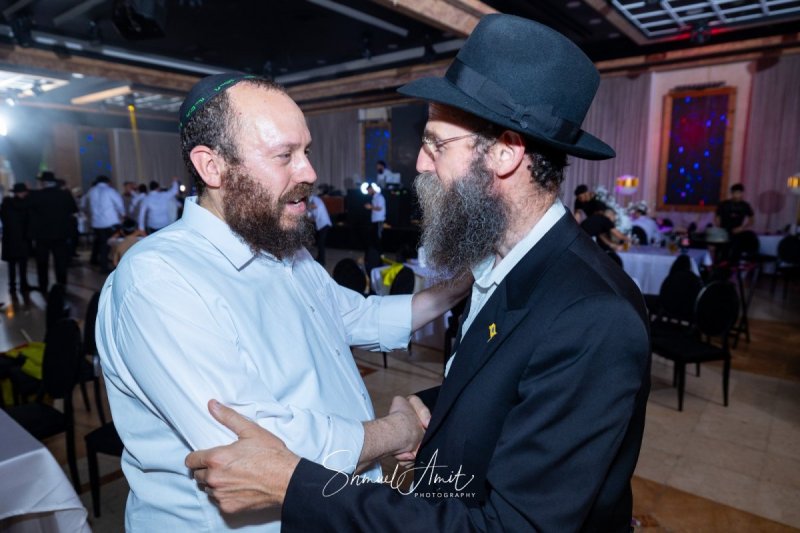 שמואל עמית