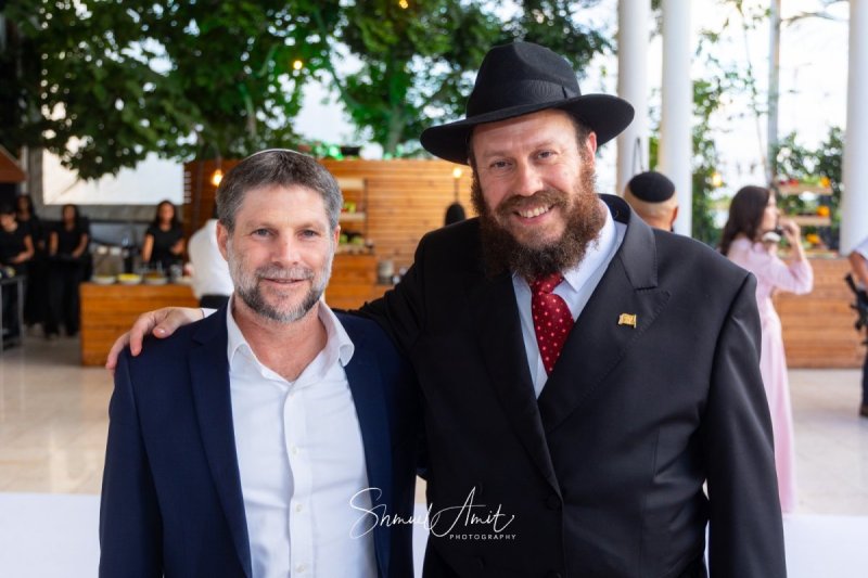 שמואל עמית