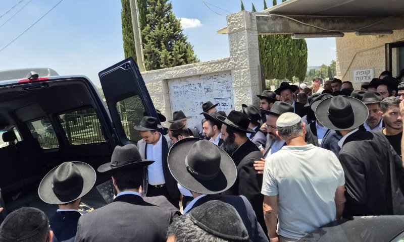 אמם של רבנים: הרבנית מרת דדה דבדה ע"ה הלכה לעולמה