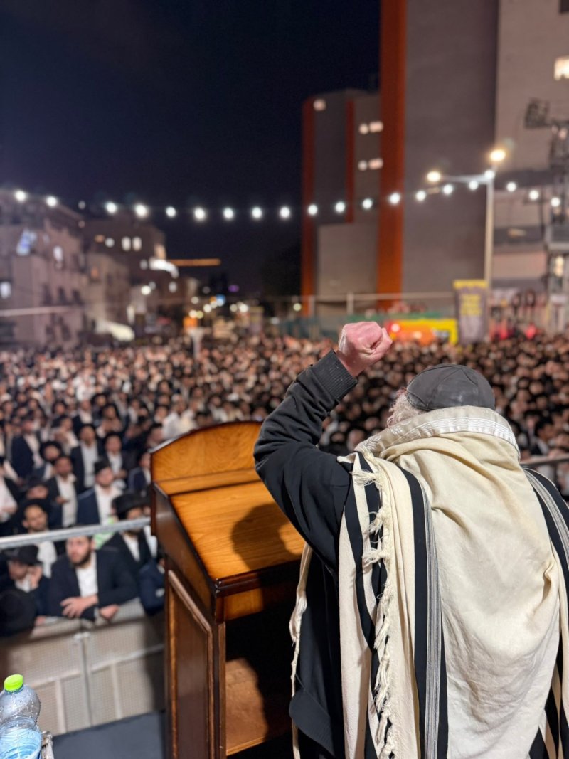 באדיבות המצלם