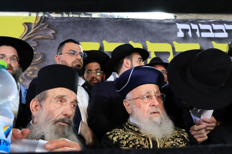 אריאל סר