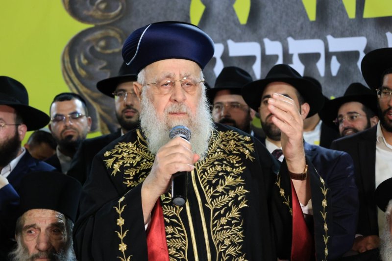 אריאל סר