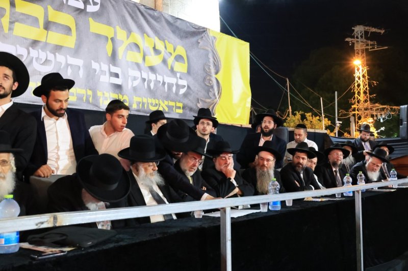 אריאל סר