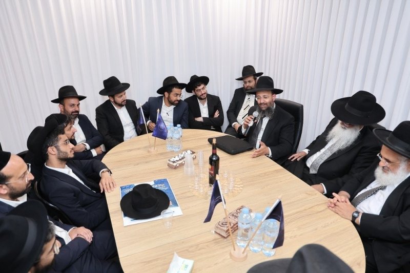 נועם אליהו