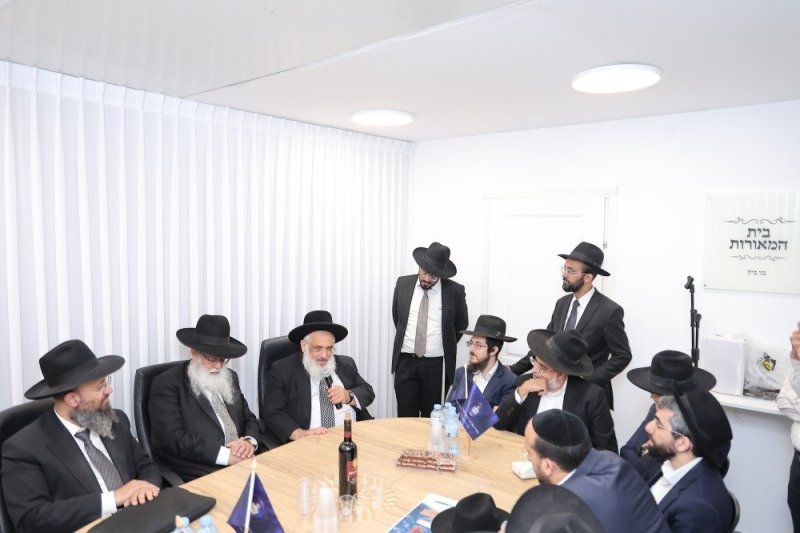 נועם אליהו