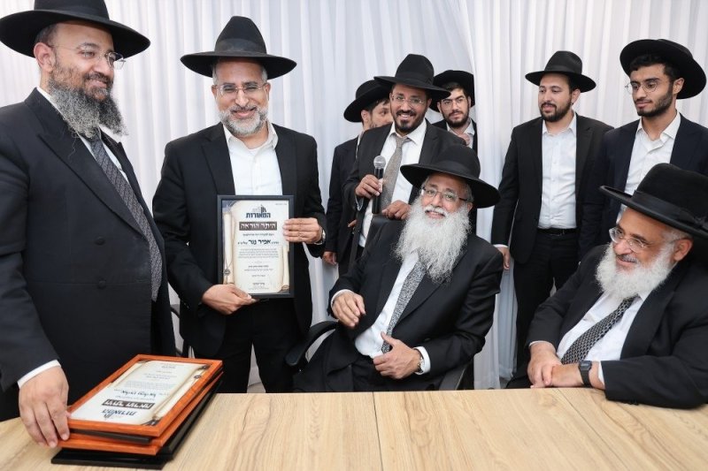 נועם אליהו