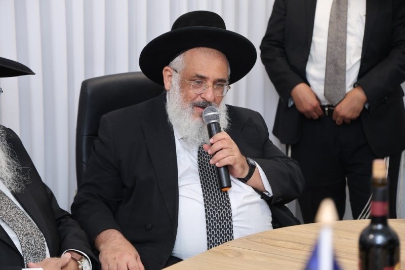 נועם אליהו