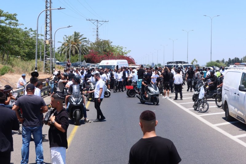 באדיבות המצלם