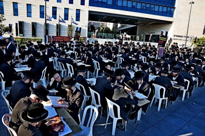 יהושע פרוכטר