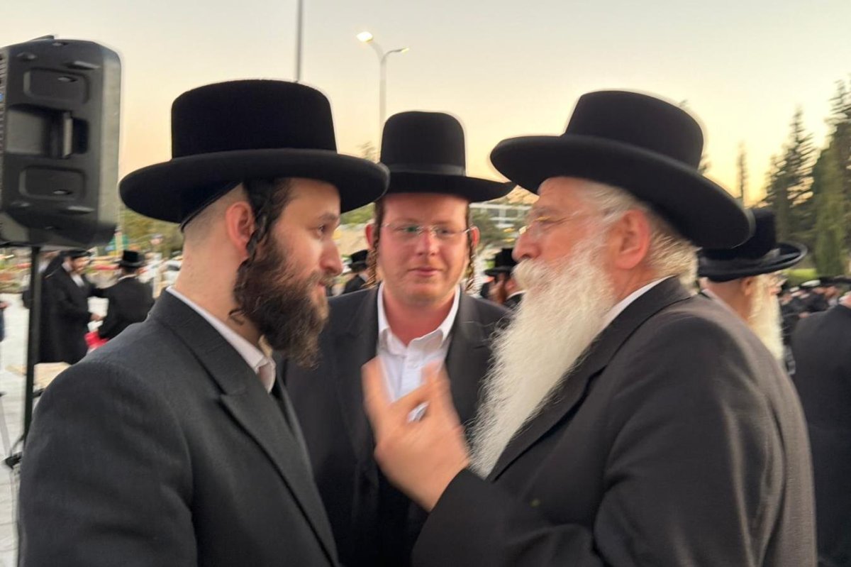באדיבות המצלם